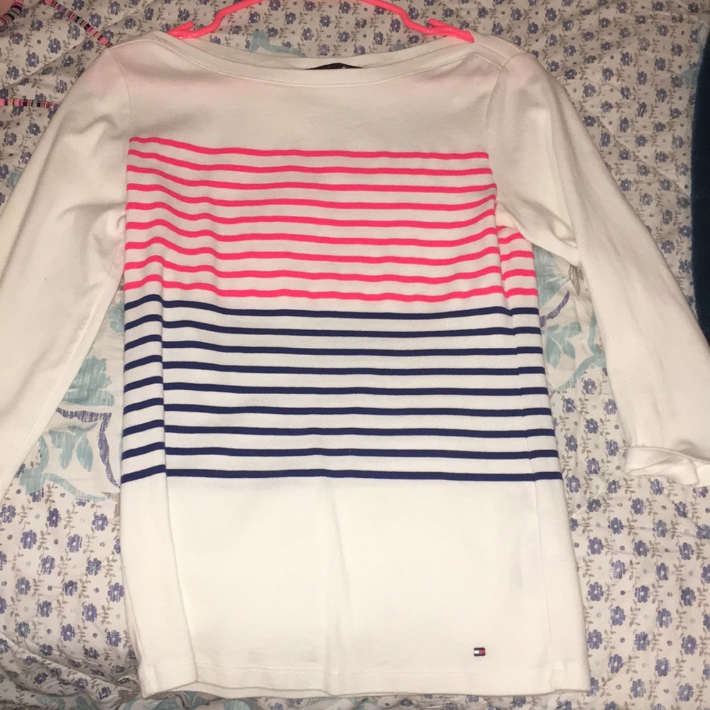 Classy Tommy Hilfiger Top